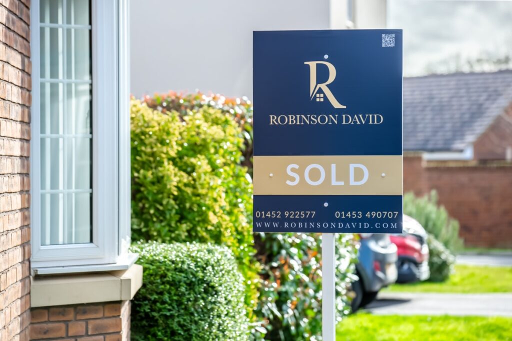 Photograph of a Robinson David Estate Agents in Gloucestershire Sold Board